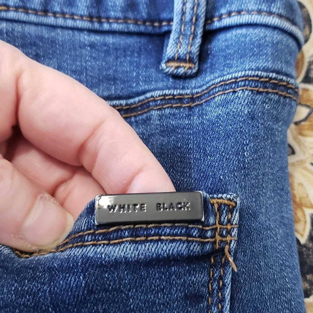 White House Black Market Women's jeans - EUC - #43-T💛 - Picture 5 of 7